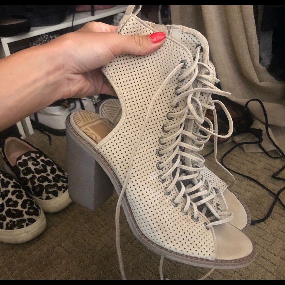 Dolce Vita heels size 8.5 !!!